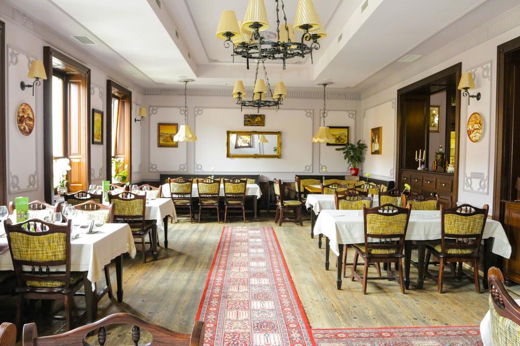 Hotel Slavia Salonta Esterno foto