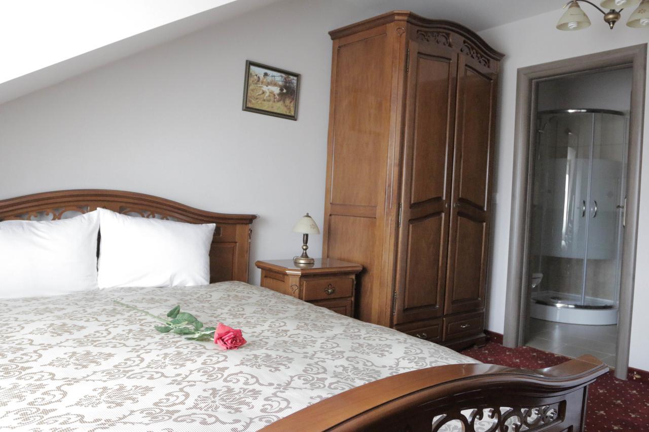 Hotel Slavia Salonta Esterno foto